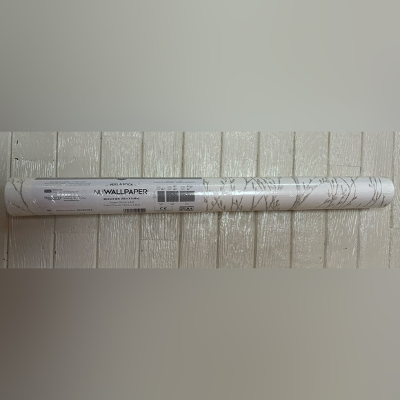 NuWallpaper NU2394 White Treetops Peel & Stick Wallpaper Roll - Picture 2 of 5